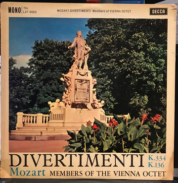 Mozart*, Members Of The Vienna Octet* : Divertimenti K.334 K.136 (LP, Mono)