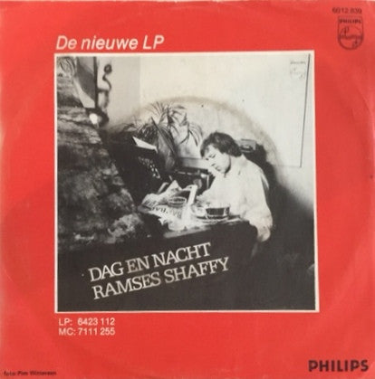 Ramses Shaffy : Laat Me  (7", Single)