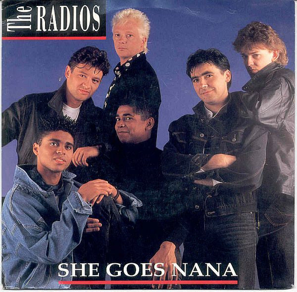 The Radios : She Goes Nana (7", Single)