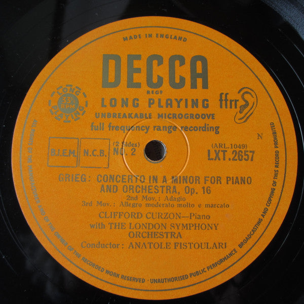 Edvard Grieg - Clifford Curzon With The London Symphony Orchestra Conducted By Anatole Fistoulari : Concerto In A Minor For Piano And Orchestra Opus 16 (LP, Album, Mono)