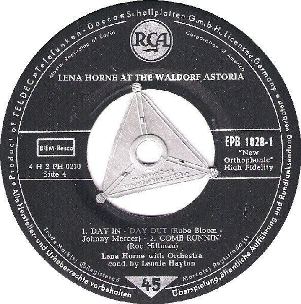 Lena Horne With Nat Brandwynne & His Orchestra : Lena Horne At The Waldorf Astoria (7", EP, Cov)