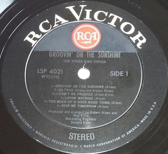 The Three Ring Circus : Groovin' On The Sunshine (LP)