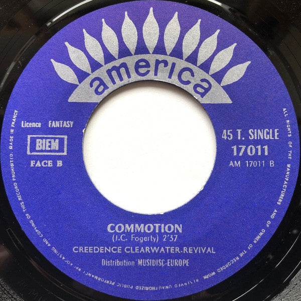 Creedence Clearwater Revival : Green River / Commotion (7", Single)
