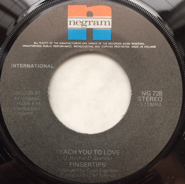 Fingertips (2) : Shelter Me (7", Single)