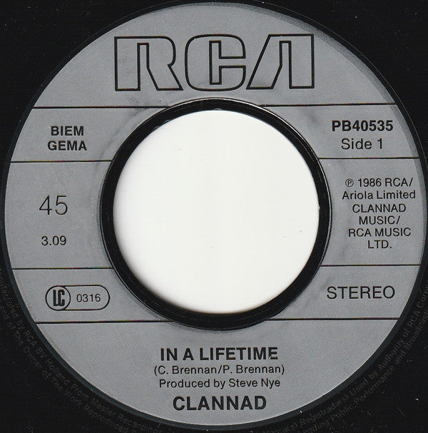 Clannad : In A Lifetime (7", Single, Sil)