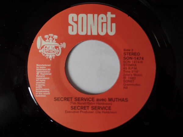 Secret Service : Dancing In Madness (7", Single)