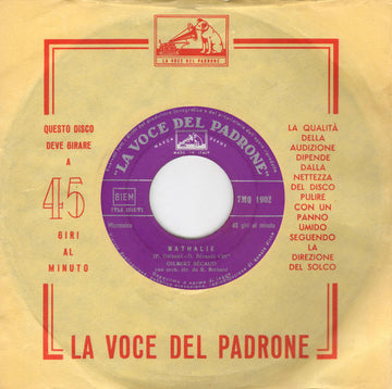 Gilbert Bécaud : Nathalie / Heureusement Y'A Les Copains (7")