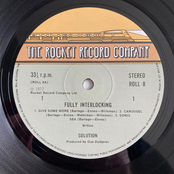 Solution (4) : Fully Interlocking (LP, Album)