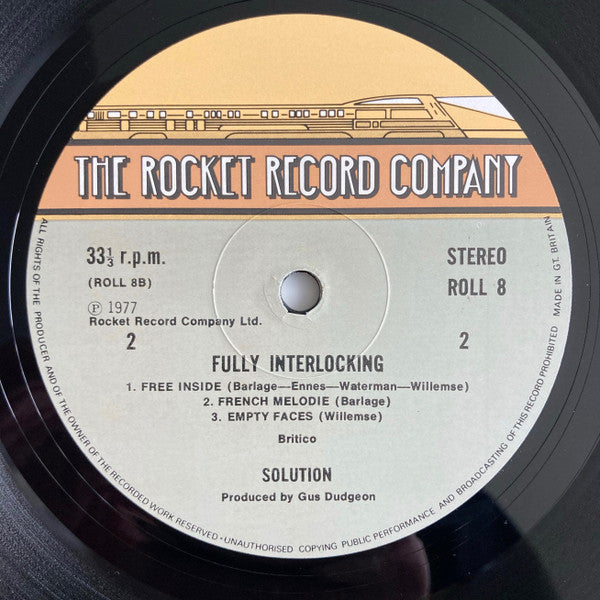 Solution (4) : Fully Interlocking (LP, Album)