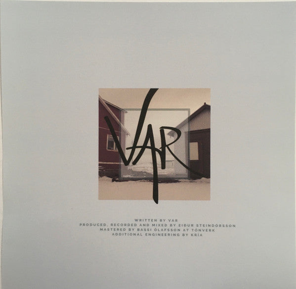 VAR (6) : The Never-Ending Year (LP, Oxb)