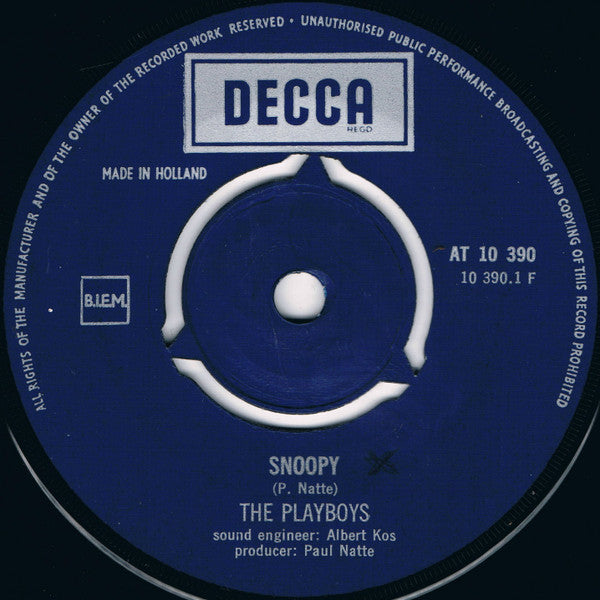 The Playboys (3) : Snoopy / Save My Life (7", Single)