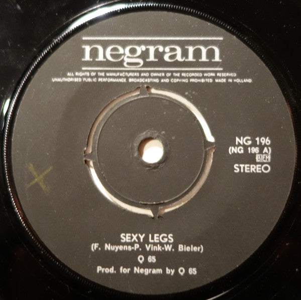 Q65 : Sexy Legs (7", Single, Dif)
