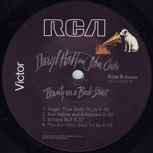 Daryl Hall And John Oates* : Beauty On A Back Street (LP, Album, Ind)
