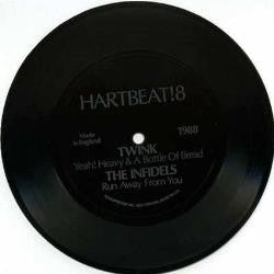 Twink (4) / The Infidels (2) : Hartbeat! 8 (Flexi, 7", S/Sided)