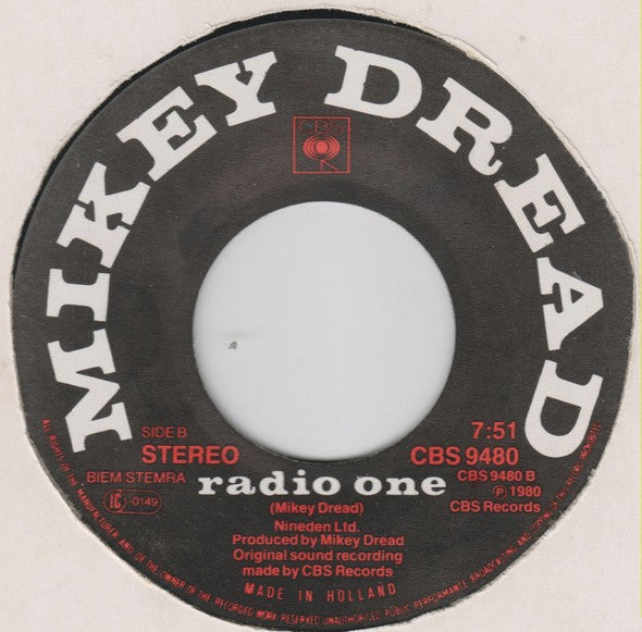 The Clash / Mikey Dread : Hitsville U.K. / Radio One (7", Single)
