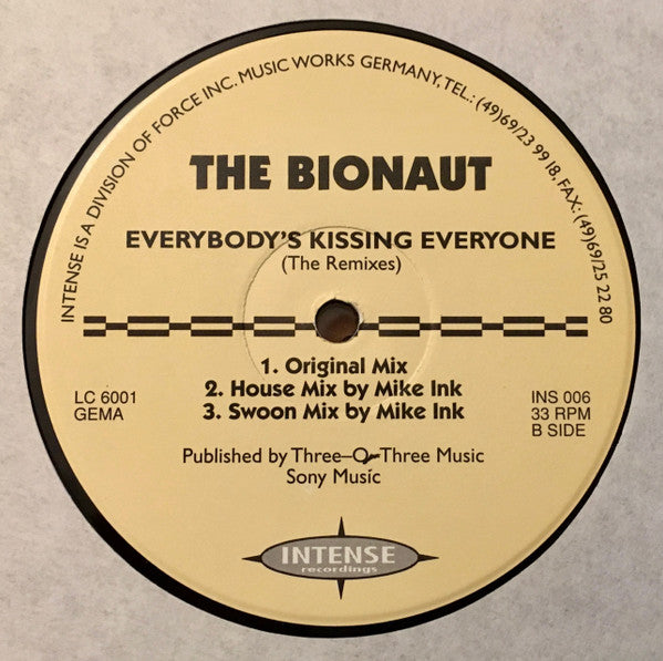 The Bionaut : Everybody's Kissing Everyone (The Remixes) (12")
