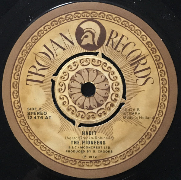 The Pioneers : I Believe In Love / Habit (7")