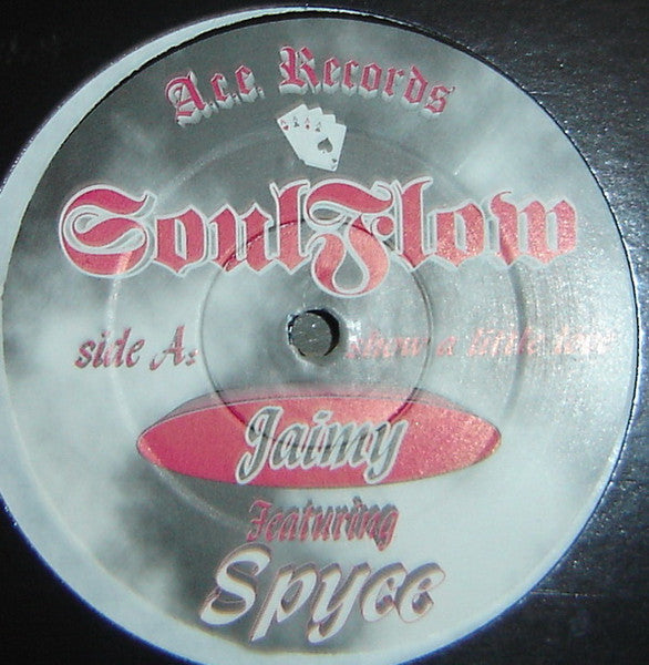 Jaimy Featuring Spyce (7) : Show A Little Love (12")