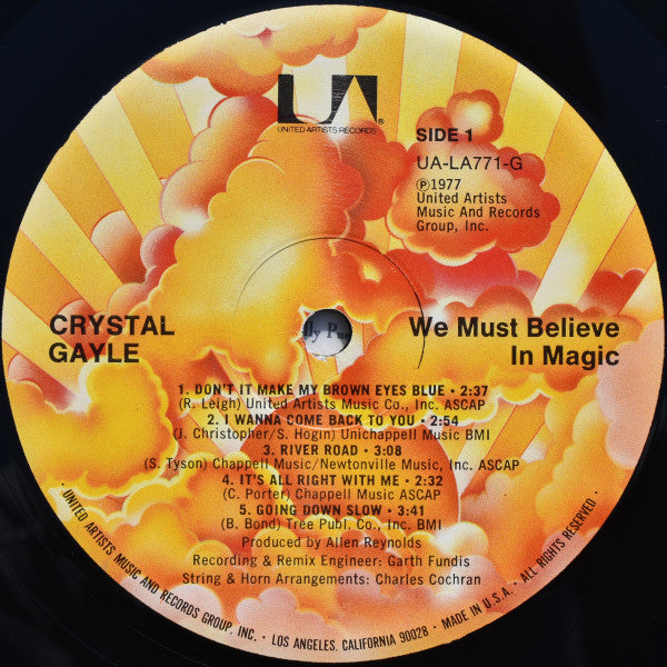 Crystal Gayle : We Must Believe In Magic (LP, Album, GRT)