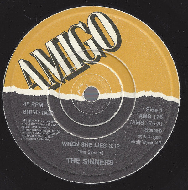The Sinners (2) : When She Lies / Future Kiss (7", Single)