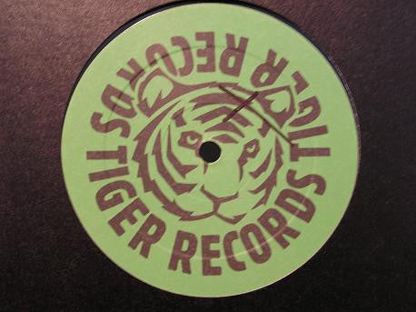 Dennis Christopher & Tony Cha Cha : SLuT! (12")