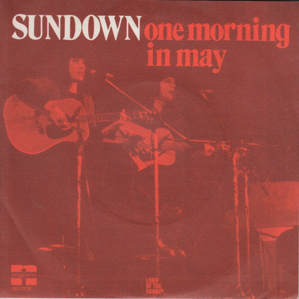 Sundown (4) : One Morning In May (7", Single, Red)