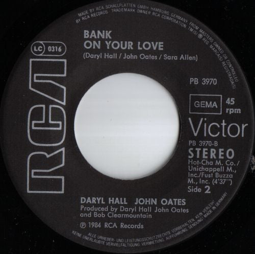 Daryl Hall / John Oates* : M·e·t·h·o·d O·f Modern L·o·v·e (Edited Version) (7", Single)