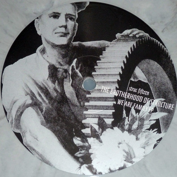 Structure : We Are Family EP (12", EP, Comp, Gre + CD, Comp)