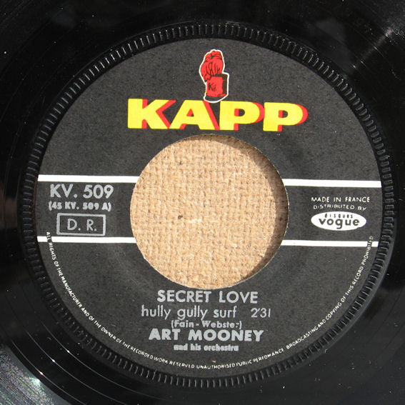 Art Mooney & His Orchestra : Secret Love / Memories Of You (7")