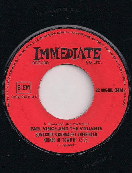 Fleetwood Mac / Earl Vince & The Valiants : Man Of The World / Somebody's Gonna Get Their Head Kicked In Tonite (7", Single)