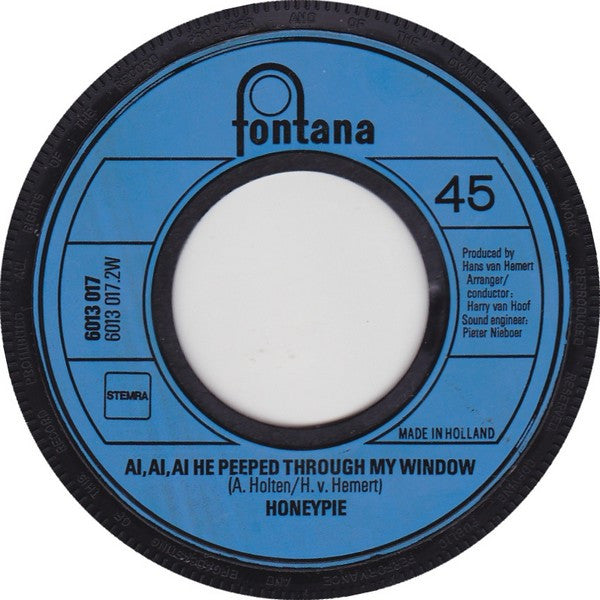 Honeypie (3) : I Believe In Love (7", Single)