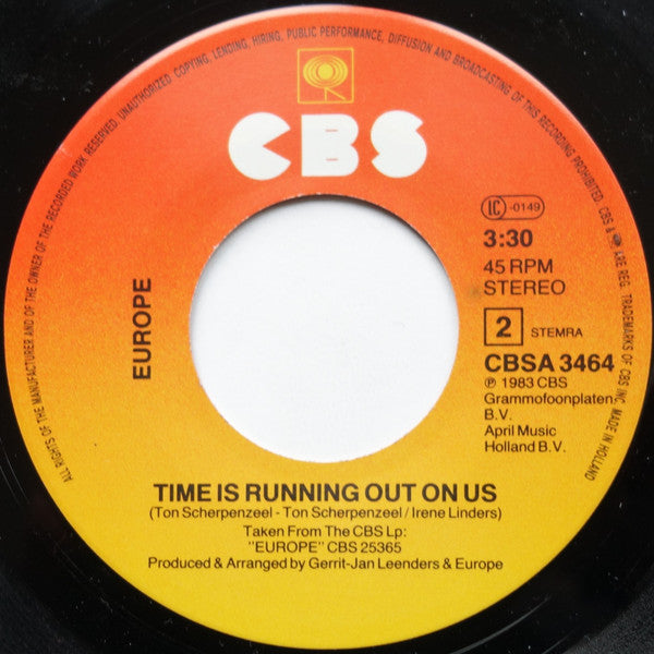 Europe (5) : Runner In The Night (7", Single)