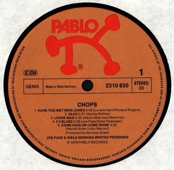 Joe Pass And Niels-Henning Ørsted Pedersen : "Chops" (LP, Album)