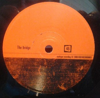 Gea Russell & Company : Laisses Moi Te Consoler / The Bridge (7", Single, Ana)