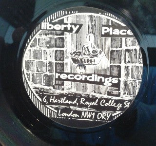 Novocaine (2) : Brain / Modern Man (7", Single)