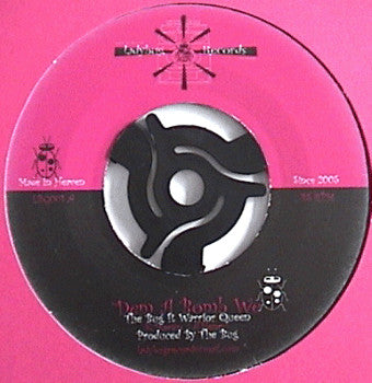 The Bug Ft. Warrior Queen : Dem A Bomb We (7")