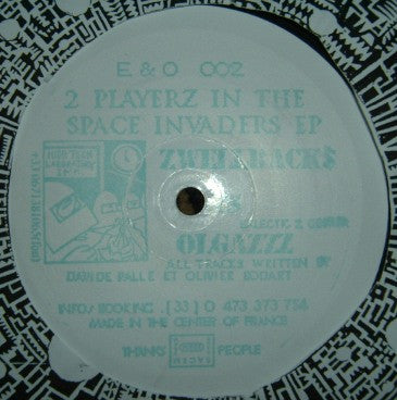 Zwellbacks vs. Olgazzz : 2 Playerz In The Space Invaders EP (12", Ltd)