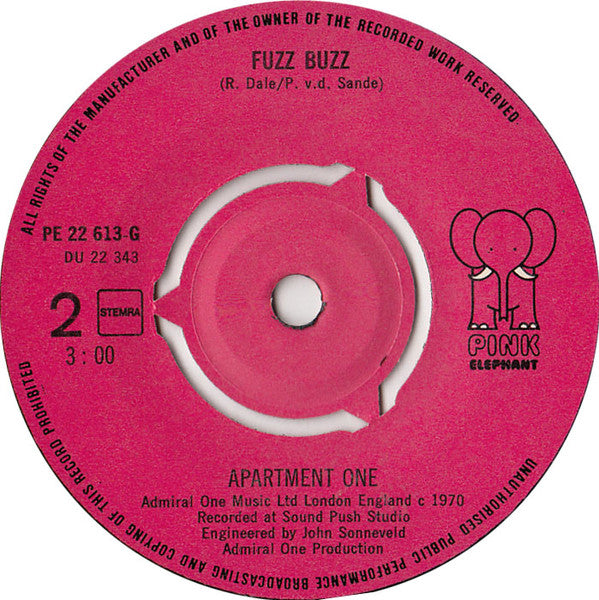 Apartment One : Step Inside / Fuzz Buzz (7", Single)