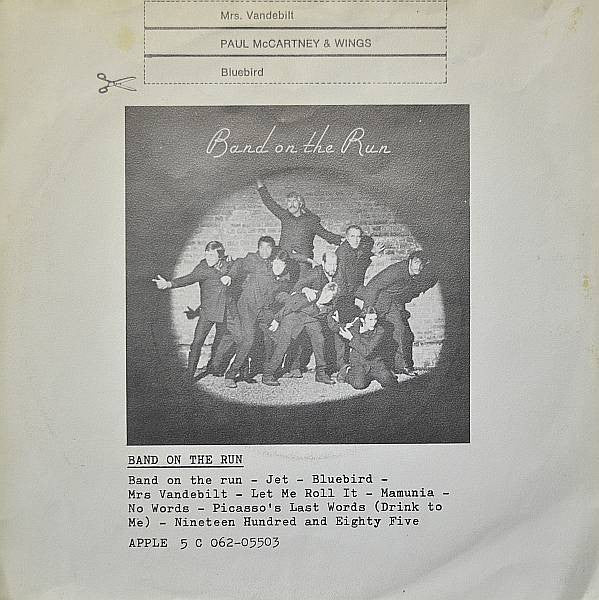 Paul McCartney & Wings* : Mrs. Vandebilt (7", Single)