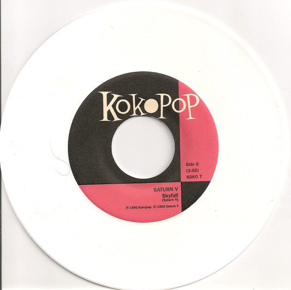 Saturn V (2) : Dominator / Red Star In Orbit (7", Whi)