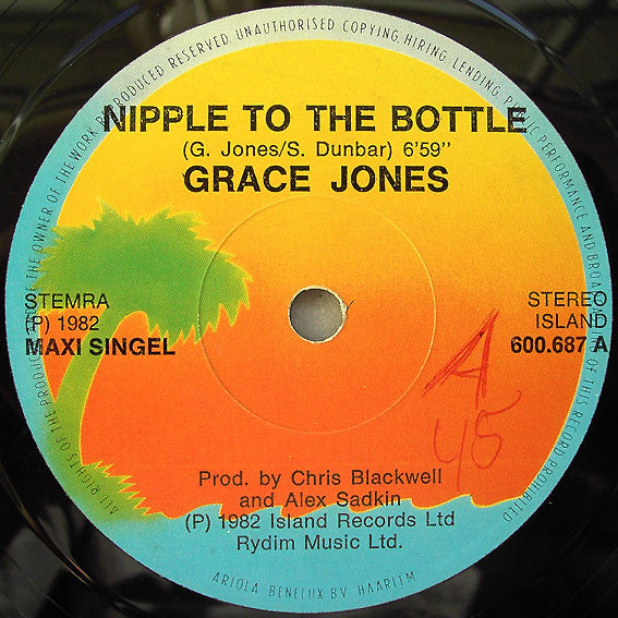 Grace Jones : Nipple To The Bottle / The Apple Stretching (12", Maxi)