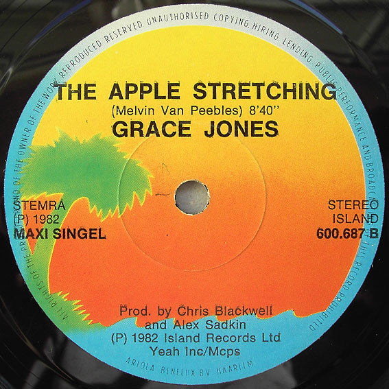 Grace Jones : Nipple To The Bottle / The Apple Stretching (12", Maxi)