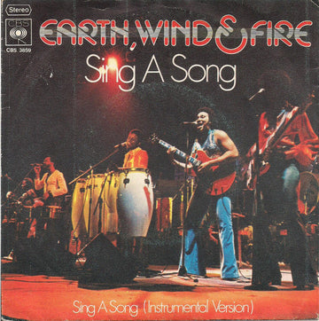 Earth, Wind & Fire : Sing A Song (7", Single)