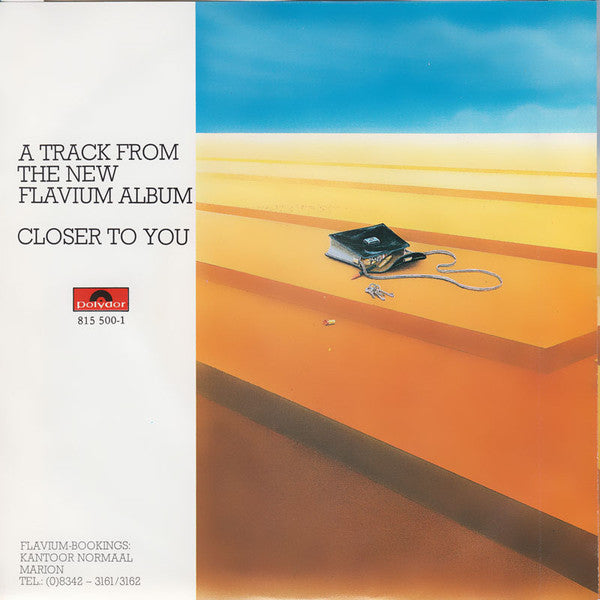 Flavium : Closer To Me (7", Single)