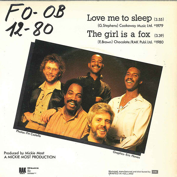 Hot Chocolate : Love Me To Sleep (7", Single)