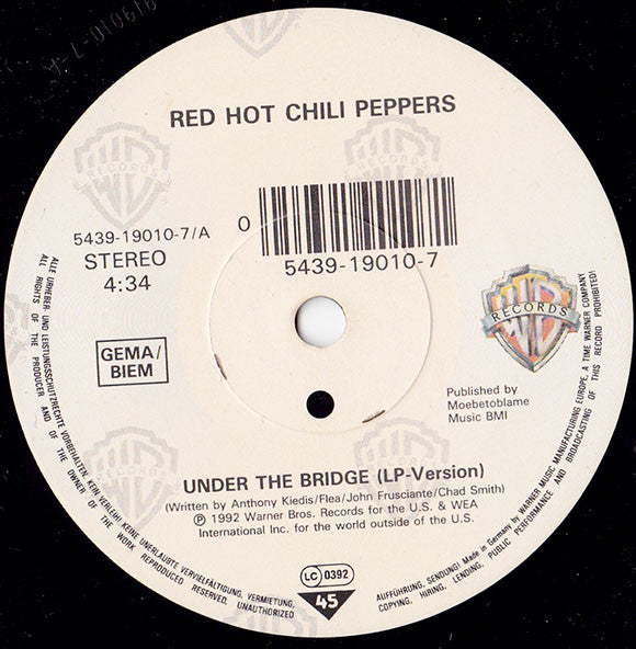 Red Hot Chili Peppers : Under The Bridge (7", Single, Sol)