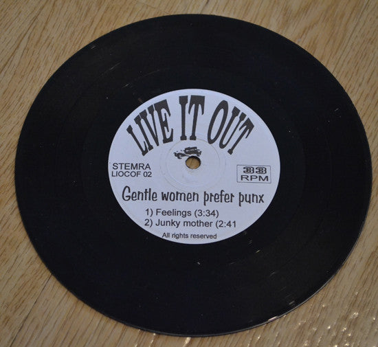 Circle Of Friends (2) / Live It Out : Gentle Women Prefer Punx Split Single (7", Single)