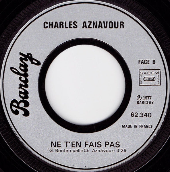 Charles Aznavour : J'ai Vu Paris (7", Single)