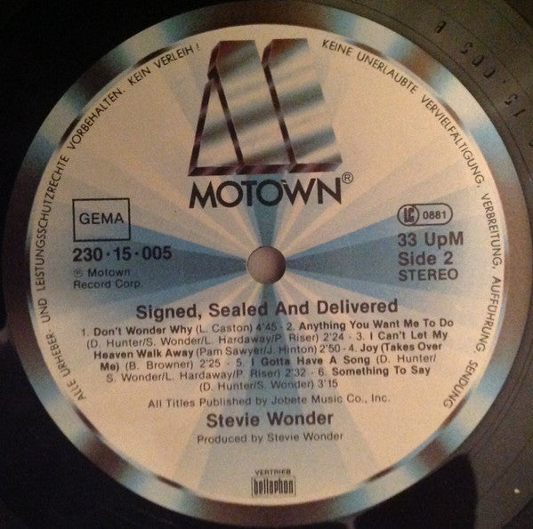 Stevie Wonder : Signed Sealed & Delivered (LP, Album, RE)