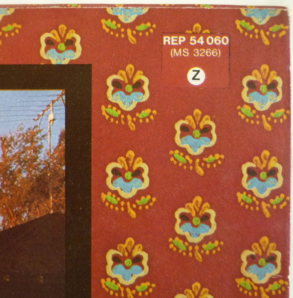 Emmylou Harris : Elite Hotel (LP, Album, RP)